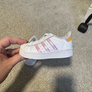 Adidas Kids White Sneakers with Pink Stripes